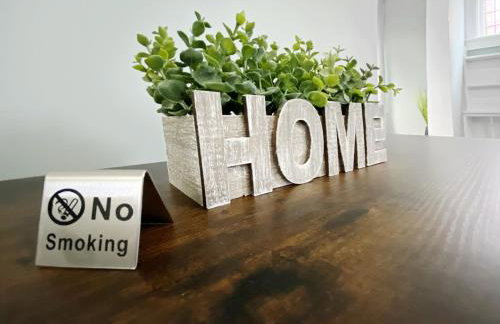 Lux 3BR, Steps from Airport, U of R & Grocery Stores - Foto 22