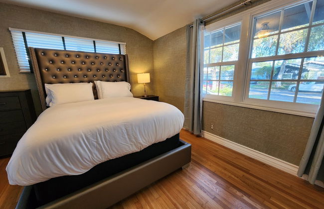 Near the beach and central located - Foto 12