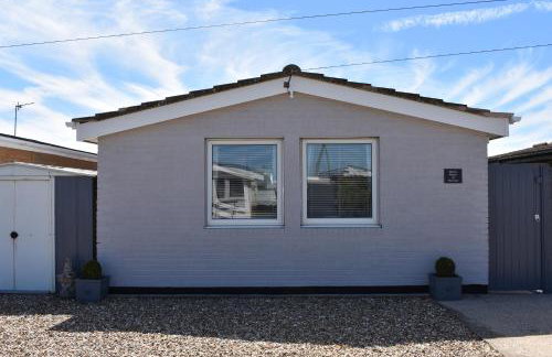 Monty's Retreat - Photo 2