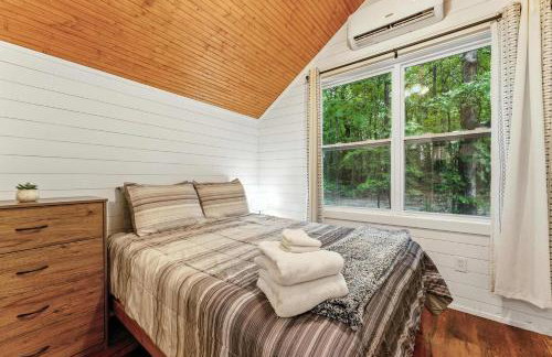 The Hickory Tiny Home in Menlo - Photo 29