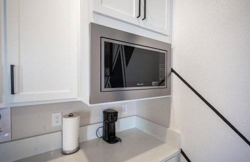 Modern Spacious 6BR Villa with Game Loft 5 Min to Strip, Stadium & Shopping! - Foto 47