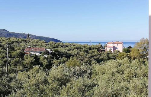 Avia, house with privillaged view, 100 meters from the sea - Photo 20
