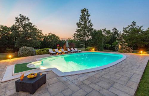 Holiday house with swimming pool - Photo 45