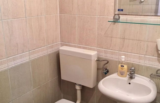 Maki Apartments - Photo 39