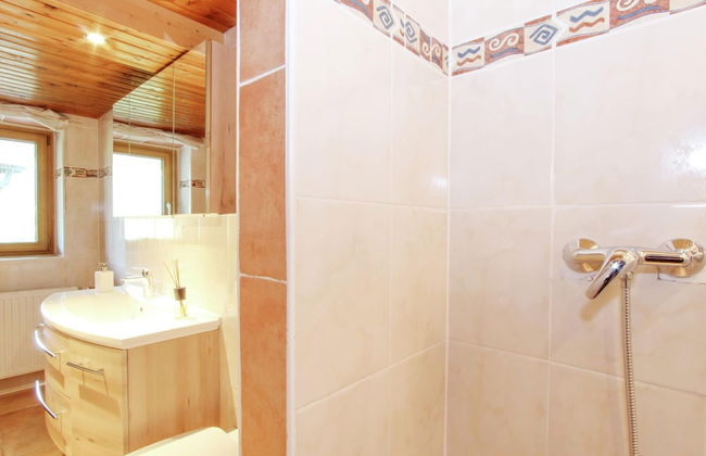 Chalet With Terrace in Niederndorf/kufstein - Photo 12