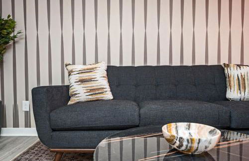 Vibrant 3BD in SylvanHills Near Southside Beltline - Foto 1