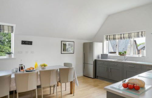 The Little Hawthorns - Photo 12