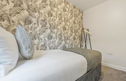 Luxury 5 bedroom House With FREE Parking and Pool Table - Foto 60