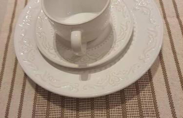 Sobrado com piscina, banheira e garagem coberta. - Foto 13