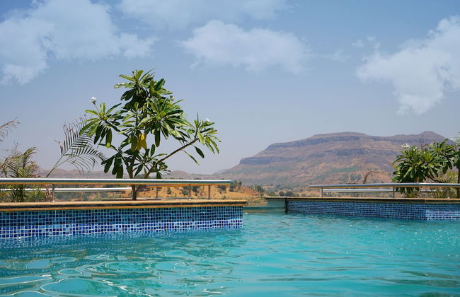 Casino Villa by Shiloh Stays - Photo 11