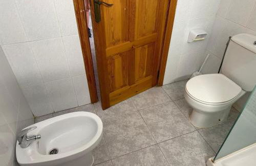 Apartment near sea beach and vibrant center - Photo 18