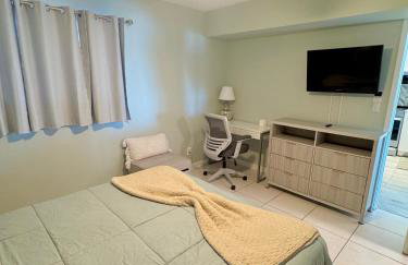 Beachfront Condo with Pool a Summer Escape for 6 - Foto 13