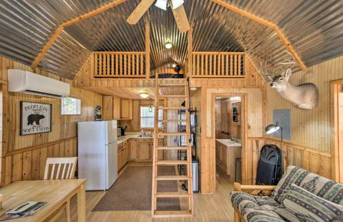 Lakefront Cabin with 2 Lofts, Boats on 4 Acres - Foto 18