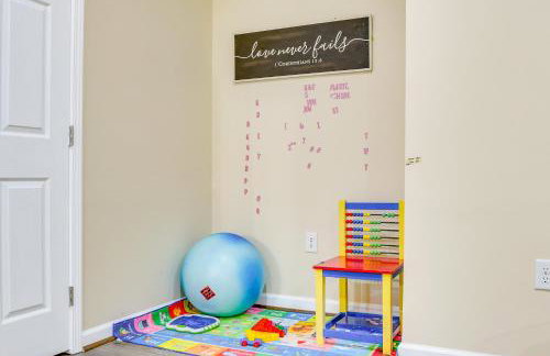 Pets Welcome! Cozy Family Apartment in Sterling - Foto 4