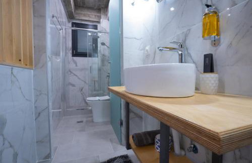 THE ROOMS - Photo 26