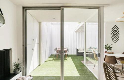 The Hillside Hideaway Mid Century Big Terrace - Foto 67