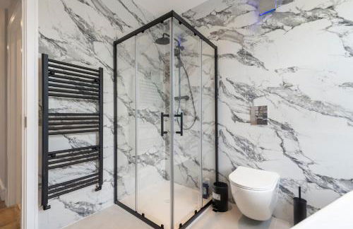 Kew Garden Suite 2BR Sleeps 9 Near Central London - Foto 29