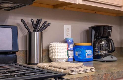 6BR Downtown Side-by-Side Townhomes 2 Garages - Foto 58