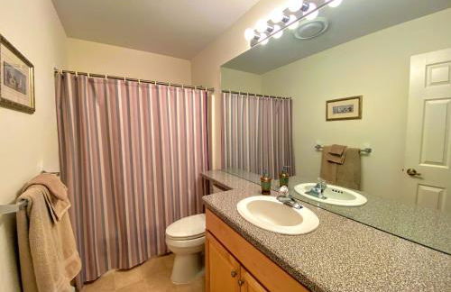 F9 Fairway Village home on the Mt Washington golf course - in the heart of Bretton Woods - Foto 35