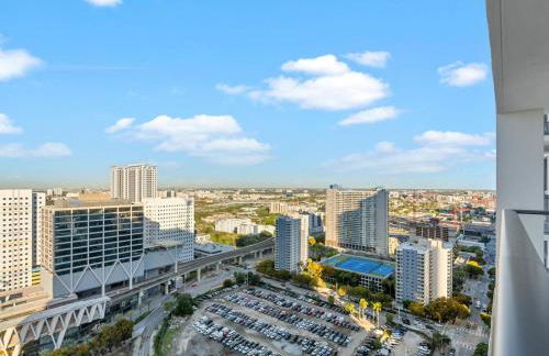 Condo Steps from Bayfront & the Kaseya Center - Foto 19