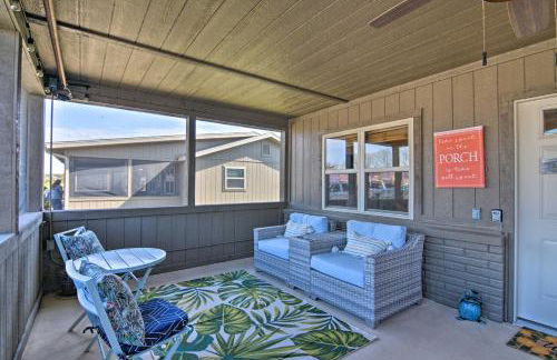 Resort Cabin with Nearby Pool and Lake Access! - Foto 1