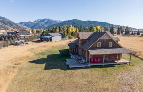 Alpine Airspace by KABINO Airpark Foosball Garage Satellite - Foto 42