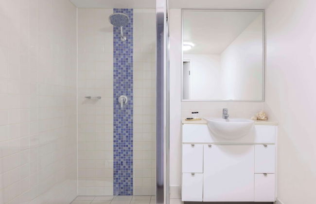 Oaks Brisbane Festival Suites - Photo 46