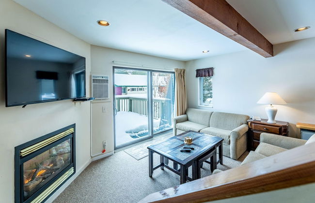 4BR Private Townhouse at Smugglers Notch Resort - Photo 1