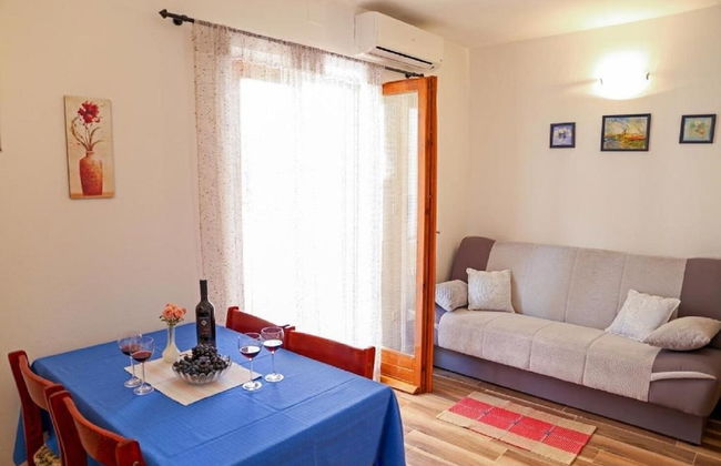 Boro - Free Parking and Grill - A2 - Foto 4