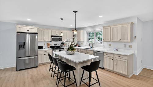 Gray Woodland Escape Golf, Pool & Cinema home - Foto 5