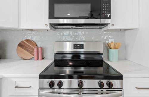 New Champion Cottage - 2BR Retreat Near Sportsplex - Foto 18