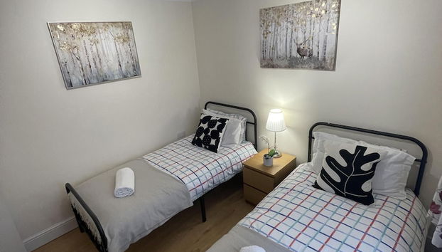 Spacious one Bedroom Apartment With Free Parking - Foto 4, Habitación