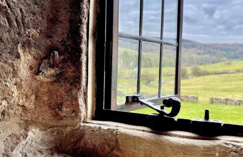 Derbyshire Chapel for 6 at Harthill Hall private hot tub 8am - 10pm plus private daily use of indoor pool and sauna 1 hour - Photo 3