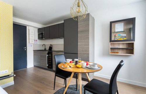 Appart Hotel NuitéeJour Le Mans Centre Jaurès - Foto 29