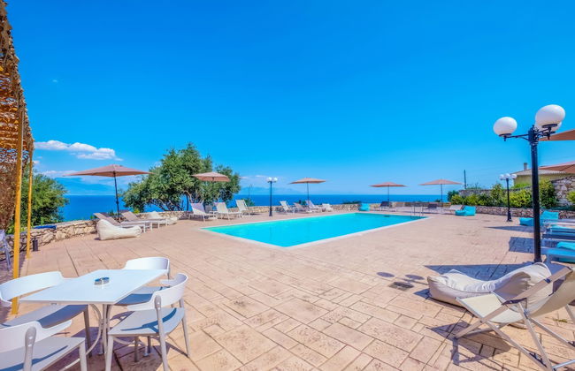 Hilltop Residences - Photo 29