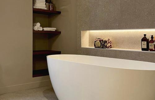 Historic 18th-Century Mansion - 3 BR - Bayeux - Garden & Museums Nearby - Photo 16