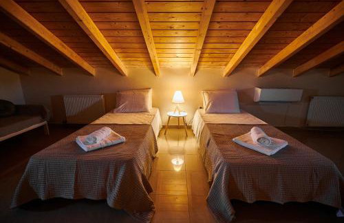 Luxury Maisonette with Pool - Foto 13