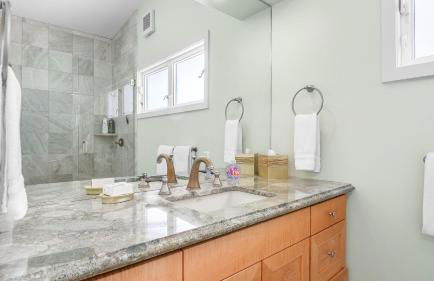 Beachfront Retreat w Ocean Views Bikes Balconies Ocean Haven by Avantstay - Foto 37