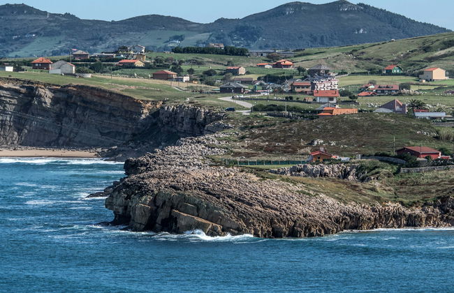Paseo en barco por Suances - Foto 1