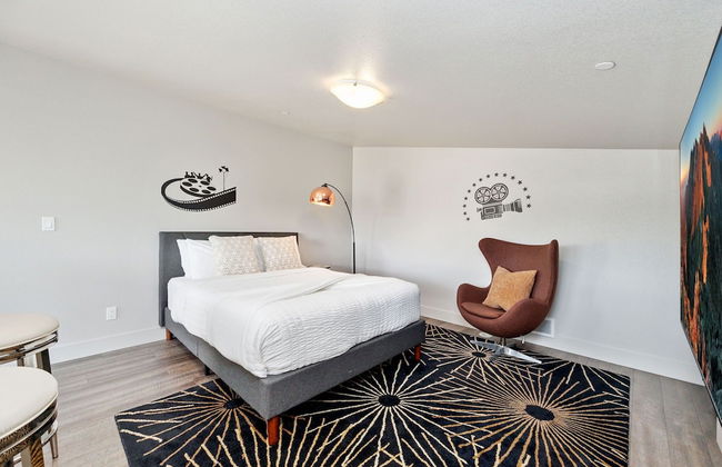 Fancy Townhome Near Old Town, Breweries and River! - Foto 12