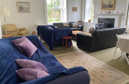 Beautiful Listed Mansion with incredible woodland views - Photo 52