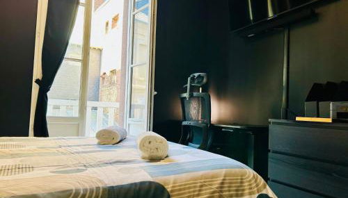 Studio Malheux centre ville avec terrasse - Photo 3