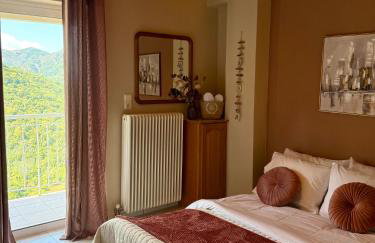 Arcadian Escape - Tsiaxtai Group - Photo 4