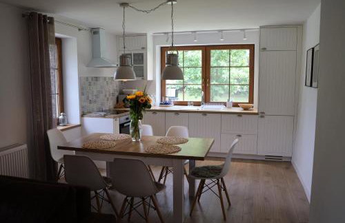 Dom w lesie przy stawach - Foto 6