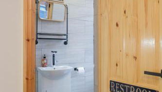 Luxury Studio - Free Parking - Great Location - Foto 5