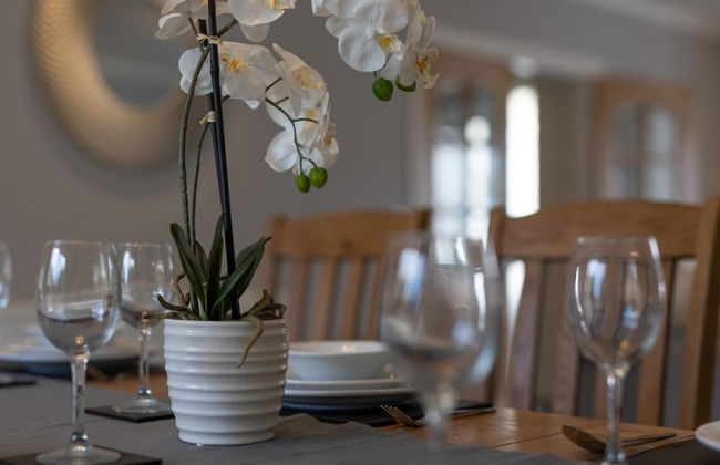 Maynor - Large Luxury House Log Burner Central Location - Photo 17