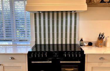 The Kent Cottage - luxury house with hot tub - Foto 56