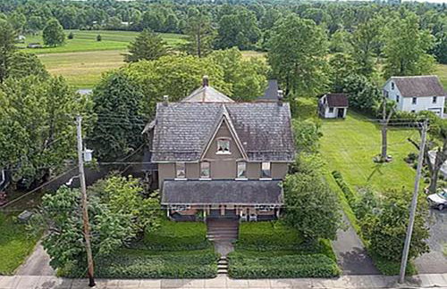 Historic Main Street Getaway - Foto 1