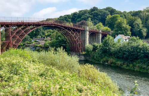 1 Severn Bank - Foto 1