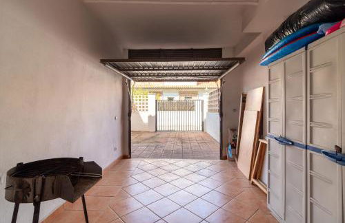 Global Properties, Adosado en primera linea de playa con vistas al mar - Foto 24